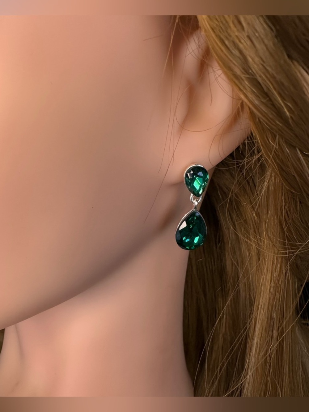 Emerald Green Crystal Drop Earrings Teardrop Dangle Silver Wedding Statement - Picture 2 of 9